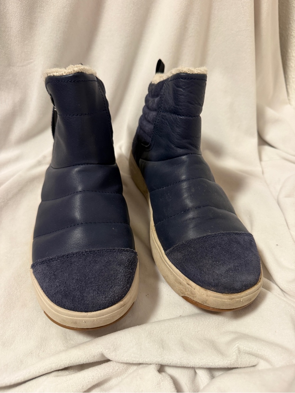 Stio Women’s Colter boots navy size 8